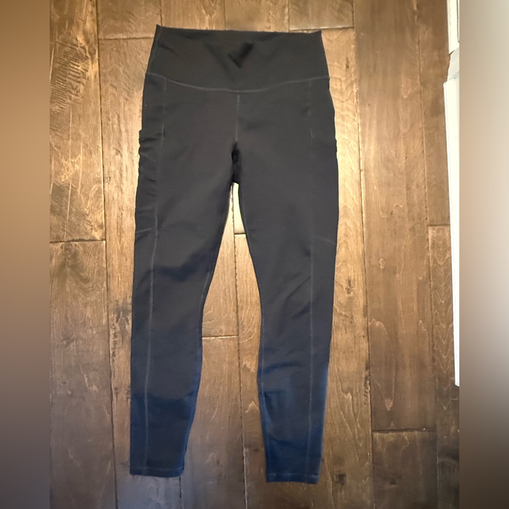 Black Fabletics Leggings